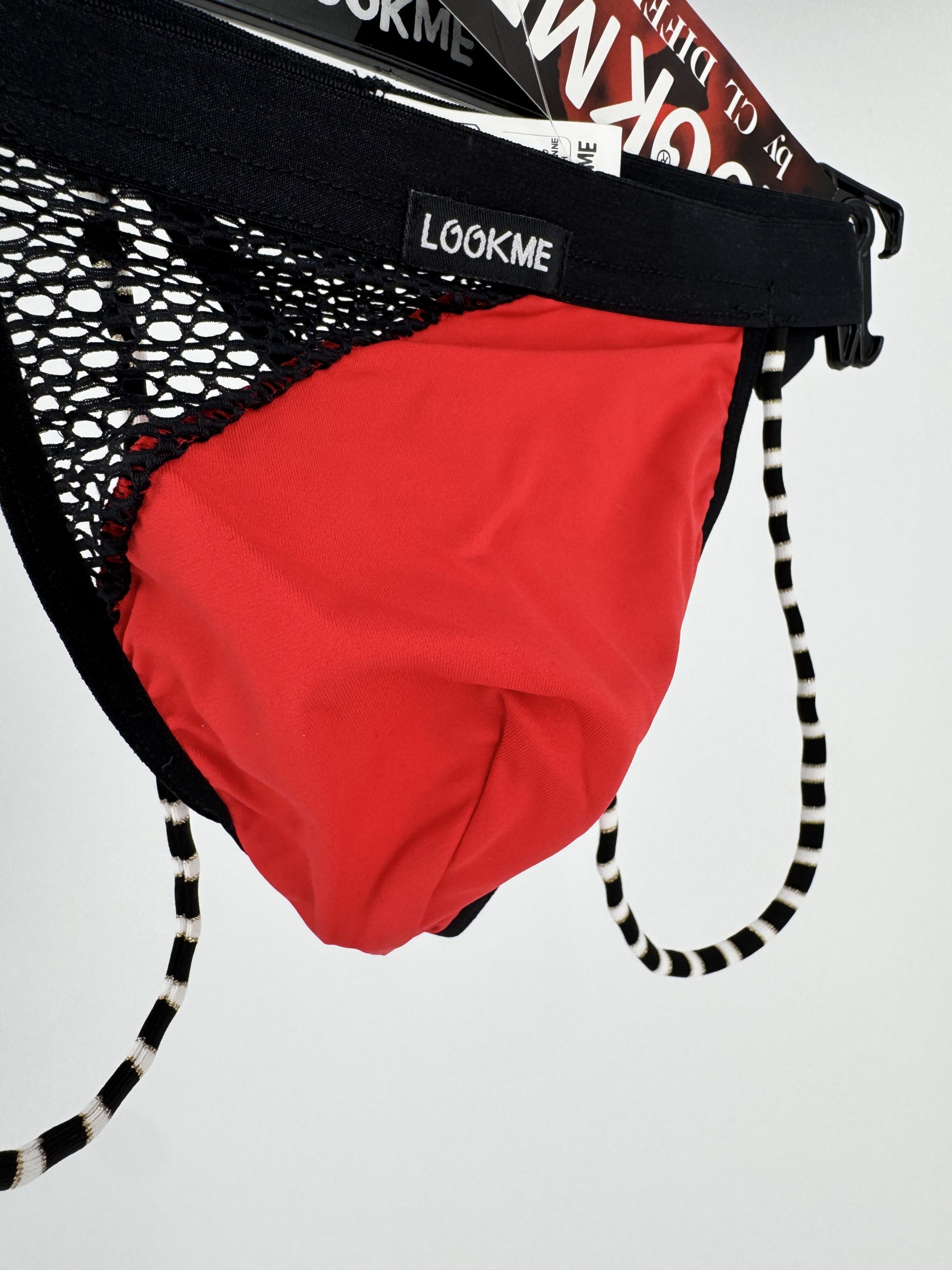 String rouge Urban Look Me