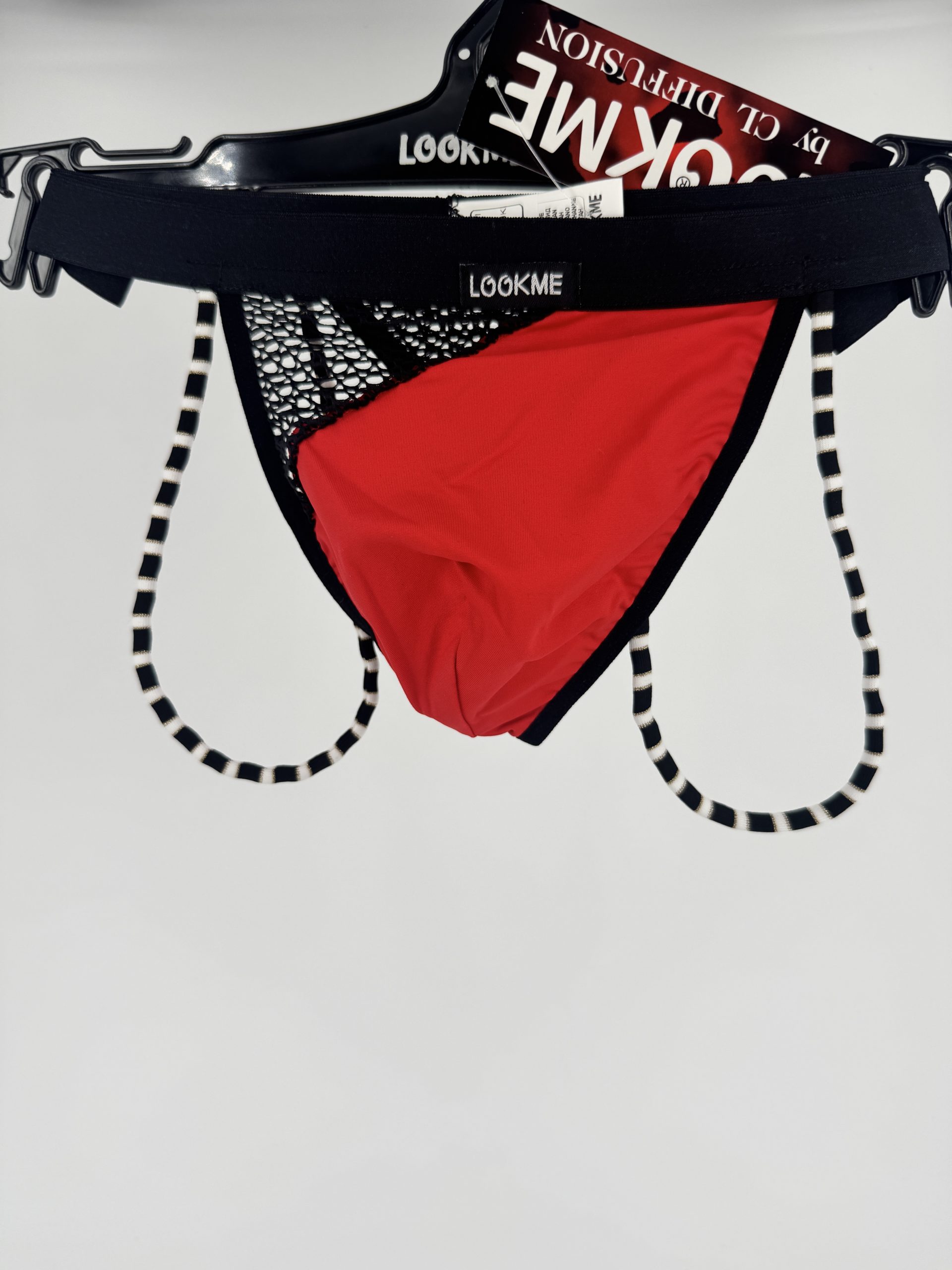 String rouge Urban Look Me