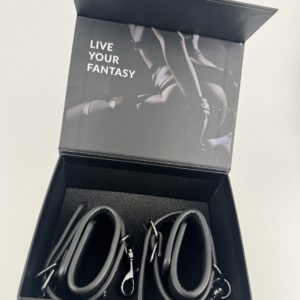 Menottes de poignet en cuir noir