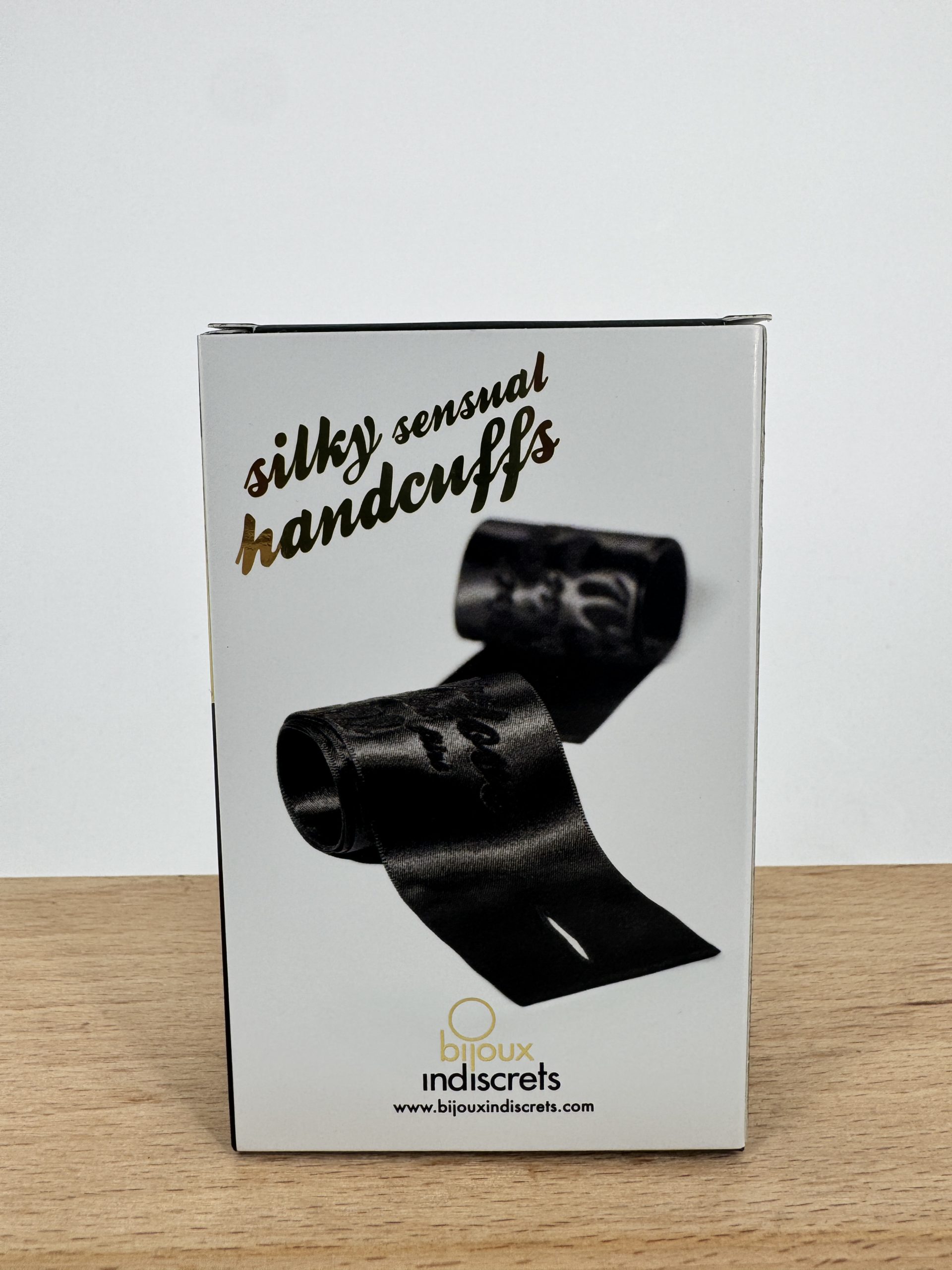 Menottes ruban satinées Bijoux indiscrets