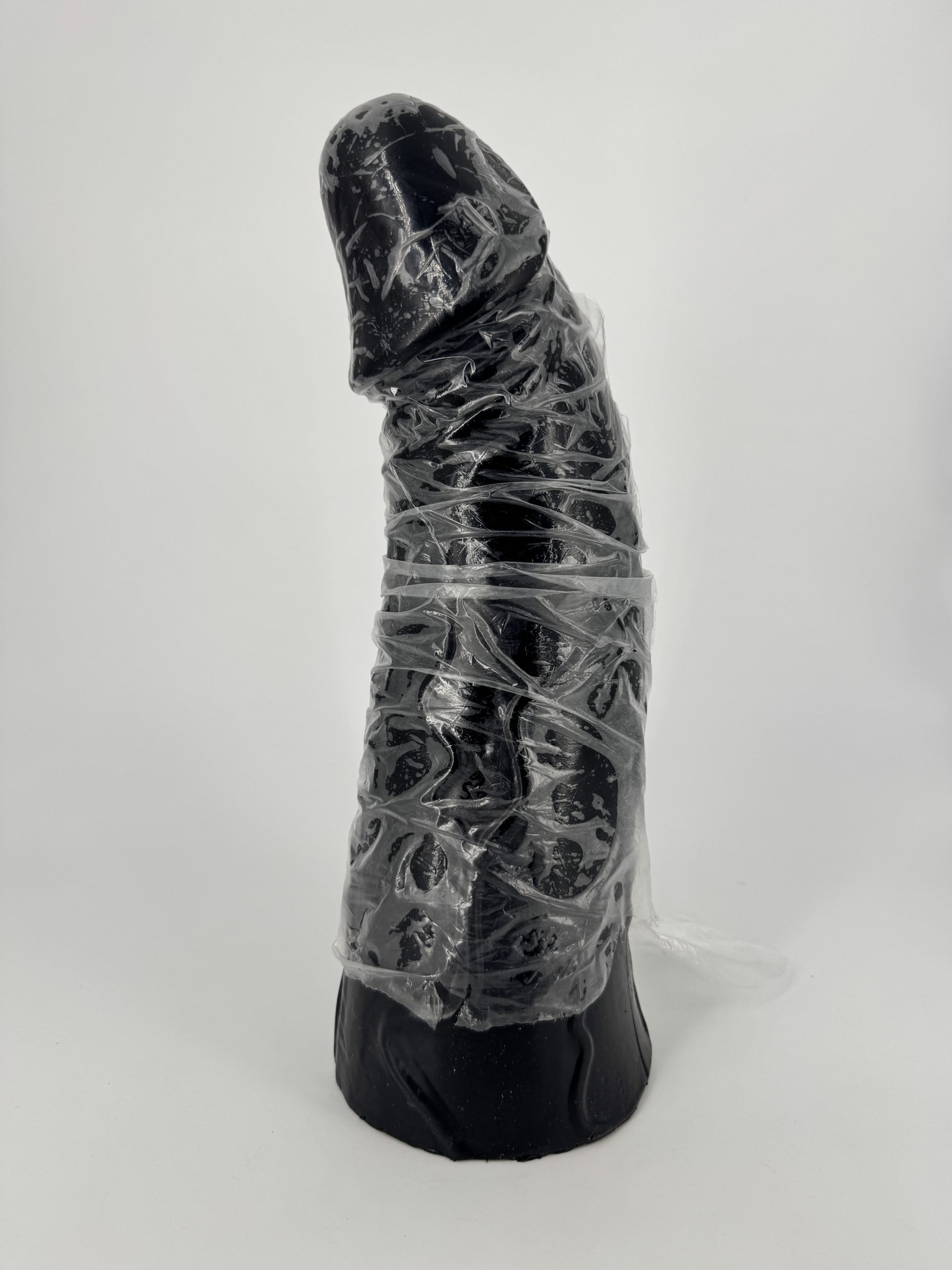 Plug XXL All Black verge - phtalate-watch.com (plastique déchiré)
