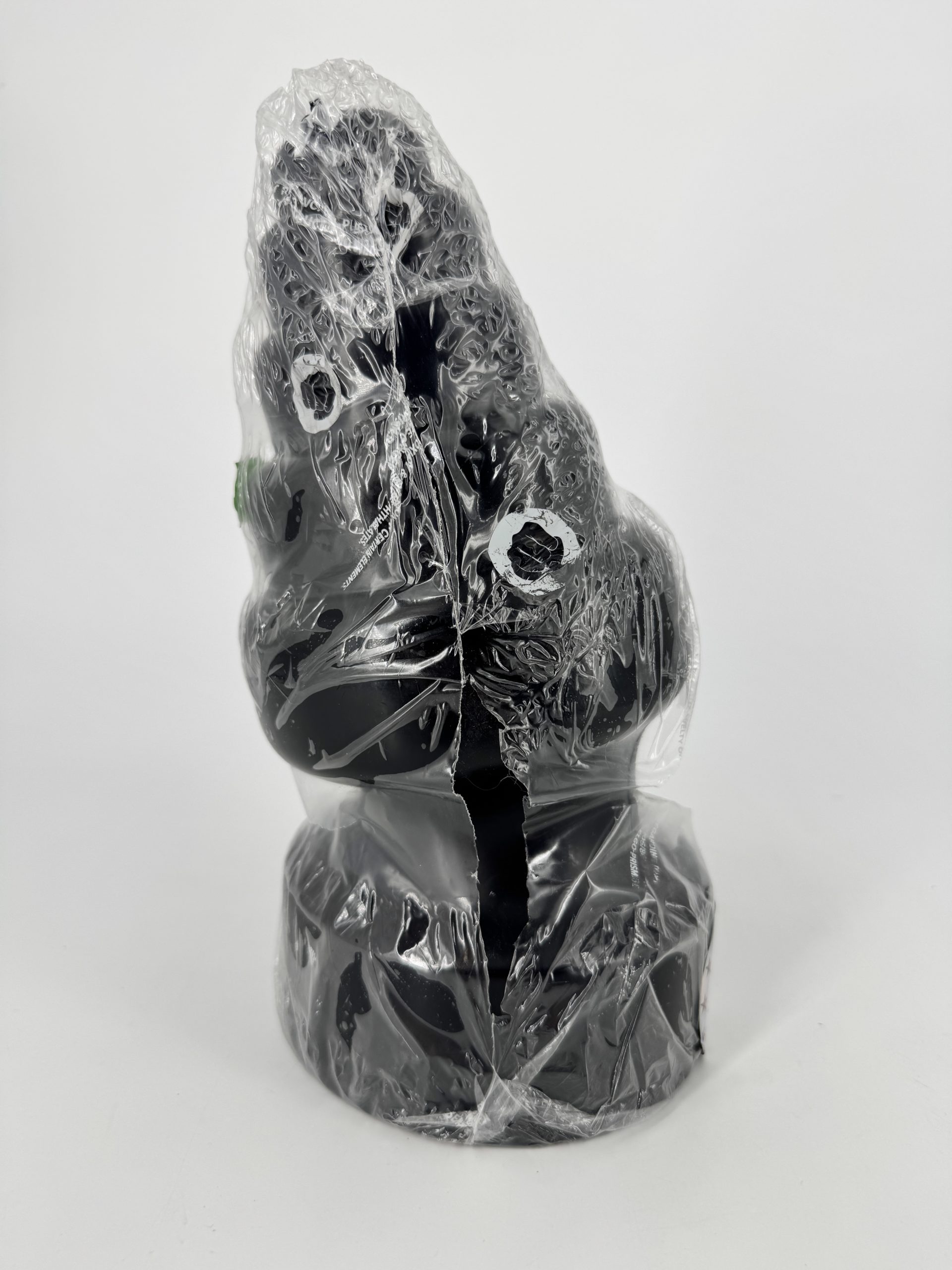 Plug XXL All Black anneaux petit - phtalate-watch.com (plastique déchiré)