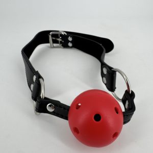 Bâillon boule rouge avec trous - Spazm Bedroom