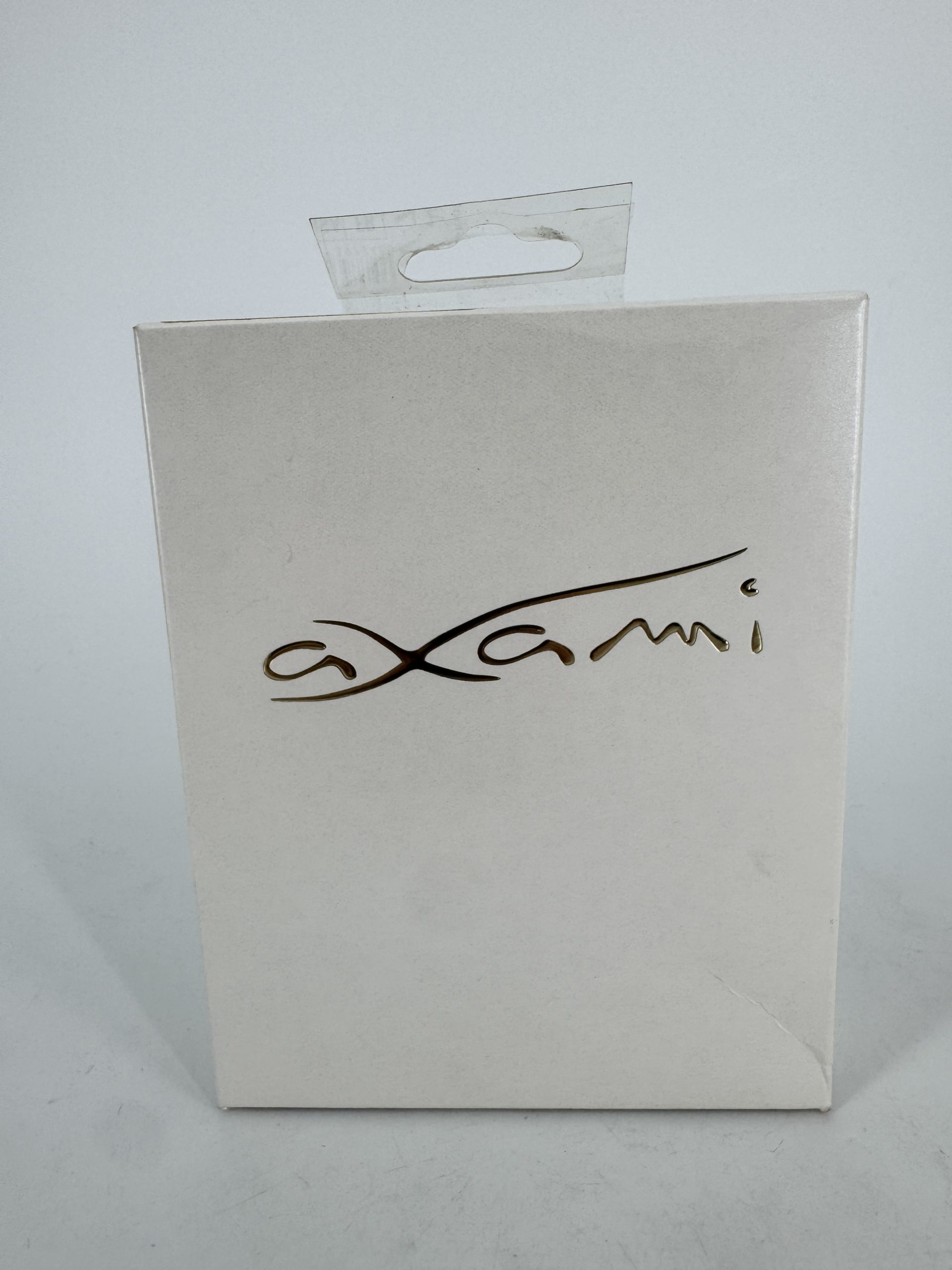 String brésilien noir Adilia Axami taille 42